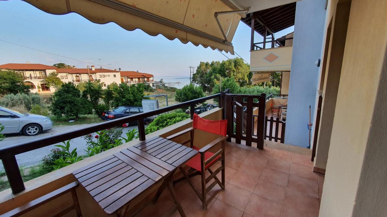 Pansion Fani Apartment Ouranoupoli Exterior foto